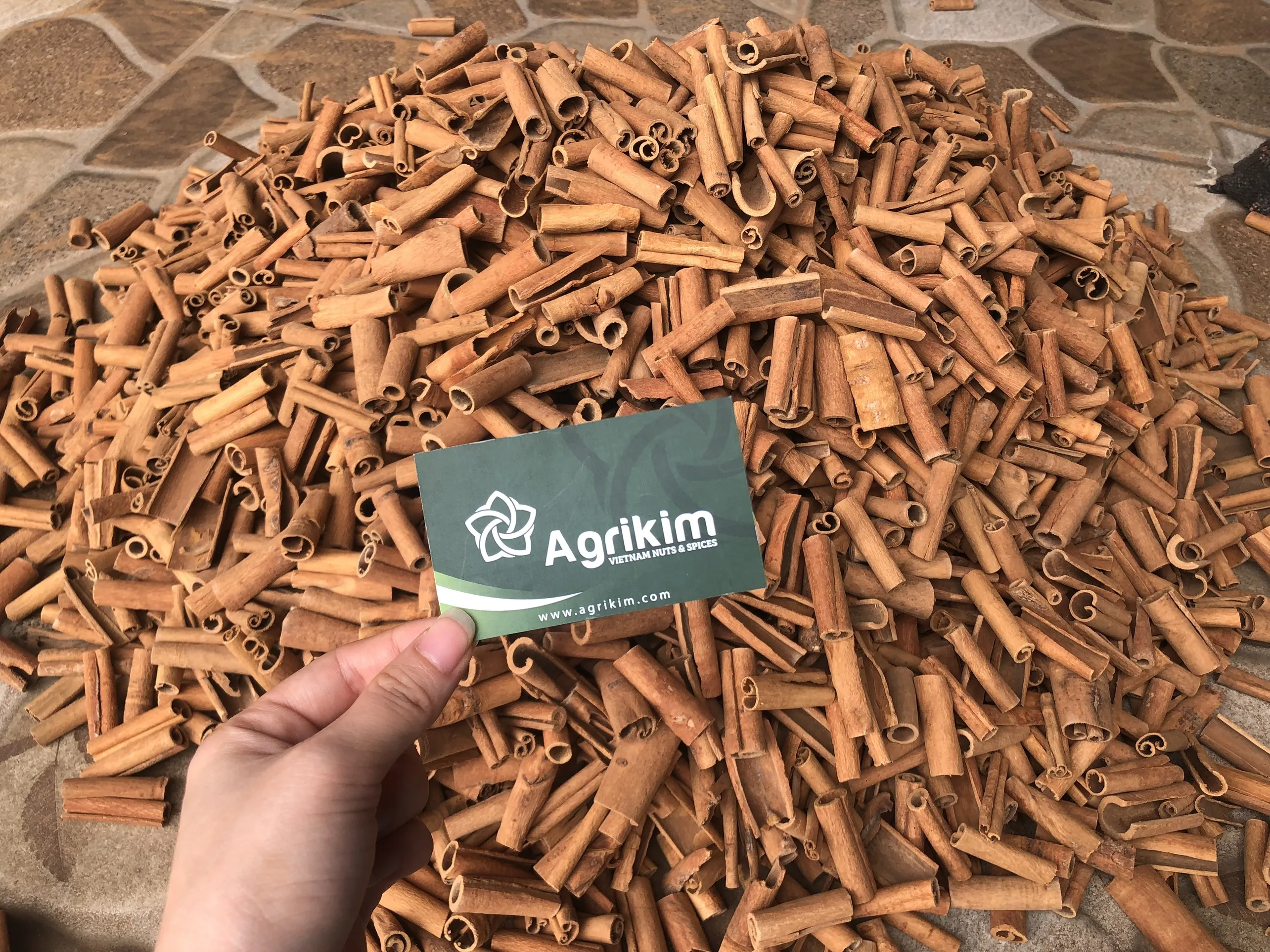 High Grade Cigar Cassia Spicy Flavour Factory Direct Export Wholesale Price Private Labeling Ready To Ship +84 326055616