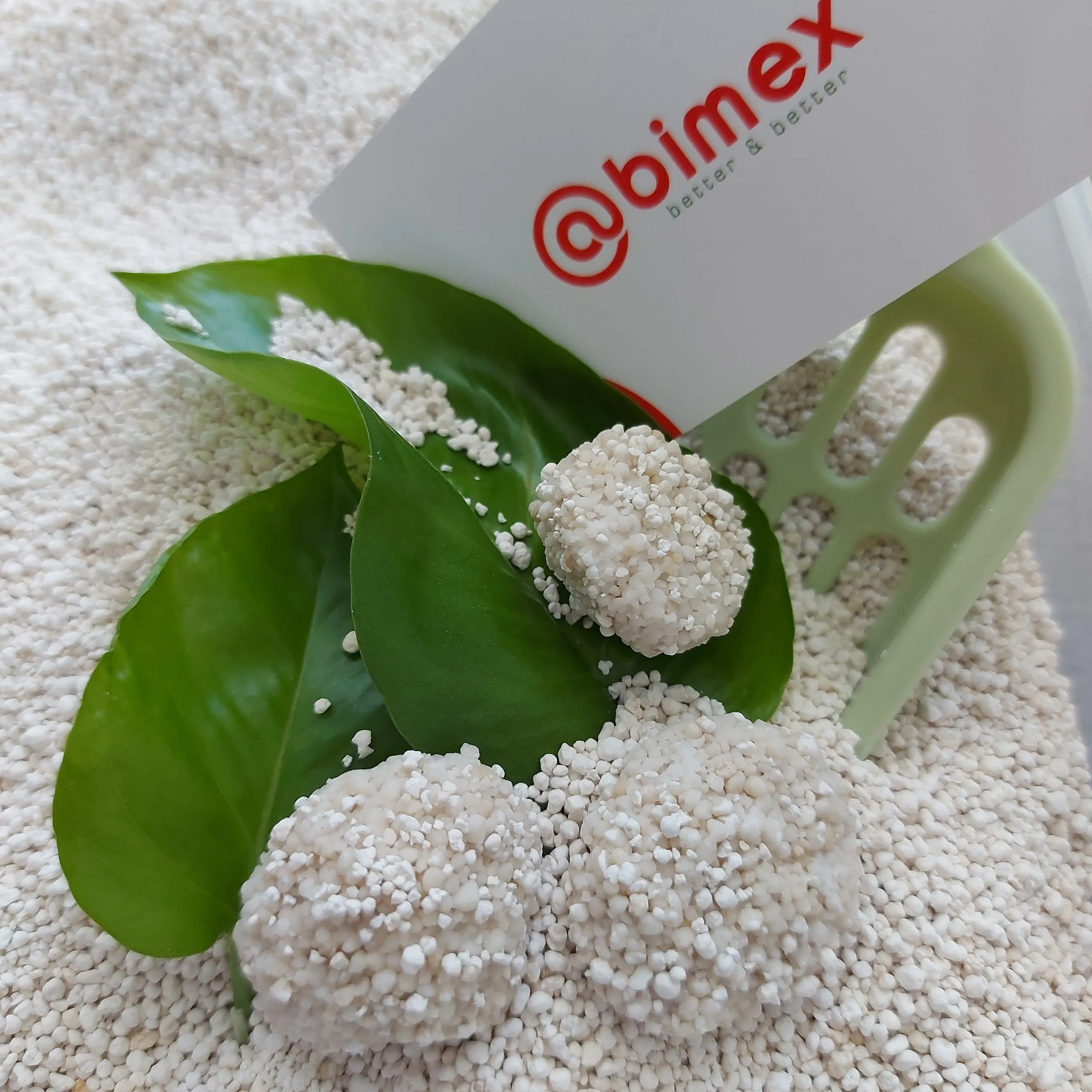 TOP SELLER ECO-FRIENDLY CAT LITTER WITH NATURAL COMPONENT FROM TAPIOCA STARCH / CASSAVA HIGH QUALITY