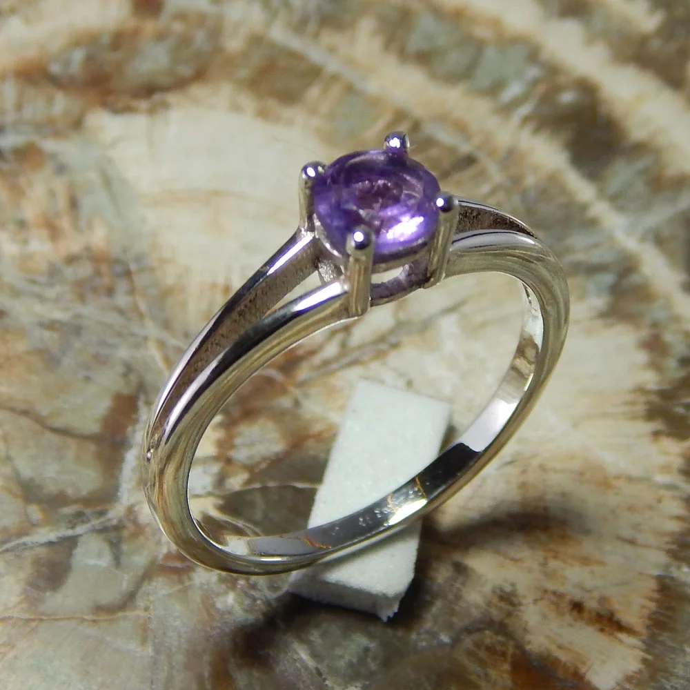 New Arrival Pure 925 Solid Sterling Silver Ring Round Cut Amethyst Gemstone Ring For Woman And Girls