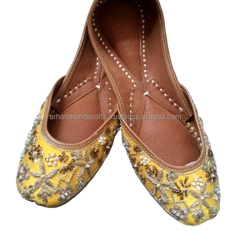 Multi Colored Flip Flop Shoes Punjabi Khussa Jutty Wedding Embroidery juttis Designer Trendy stylish indian shoe luxurious