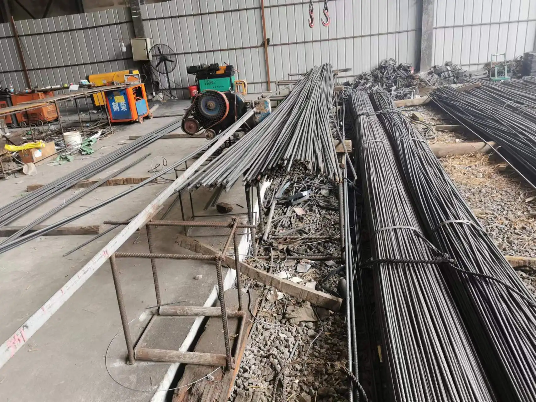 AiSi Ex-price customized 6mm 8mm 10mm 12mm 14mm 16mm 20mm 22mm Steel Rebar concrete steel rebars for construction