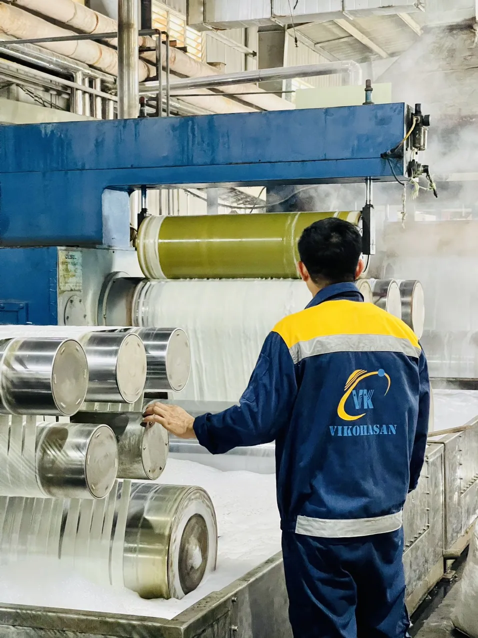 Largest factory of Vietnam Polyester Staple Recycled Fiber 7D*64mm HCS for Filling wadding Quilt Pillow Toys sofa