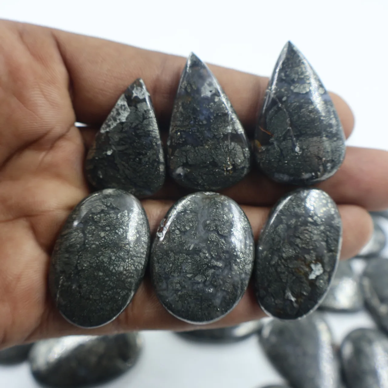 Handmade Natural Marcasite Free High Grade Oval Shape Loose Crystal Quartz Gemstone for Crafts and Jewelry Making