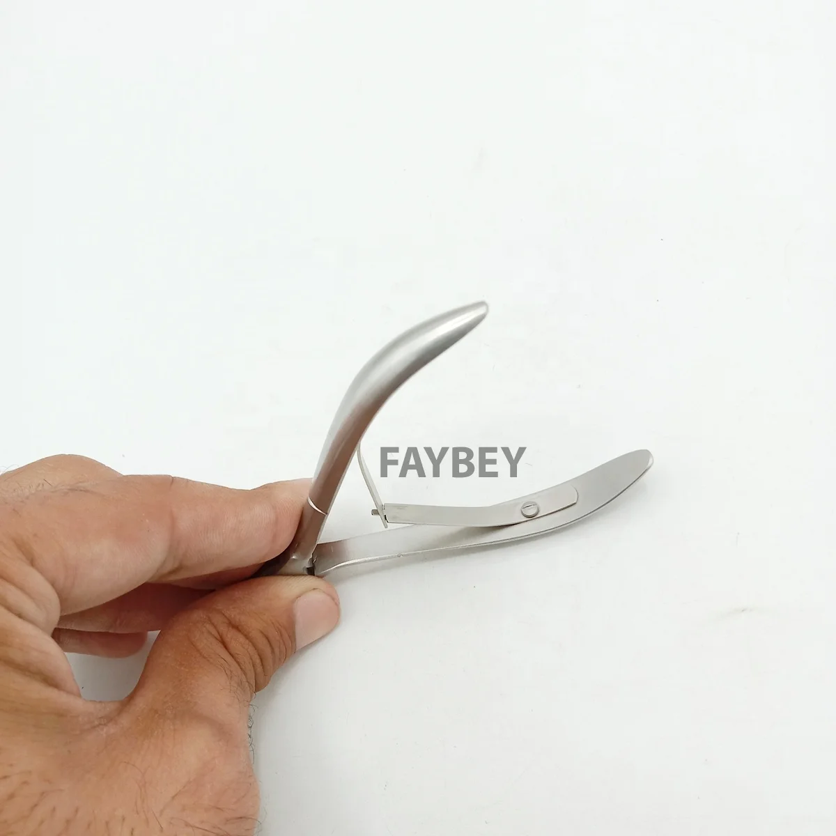 Russian Pattern Professional Cuticle Nail Nipper with Flat Sharp Razor Blades / Best Cuticle Nail Nippers / Sharp Nail Cutters