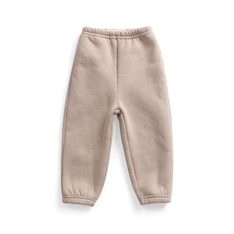 Детская спортивная одежда