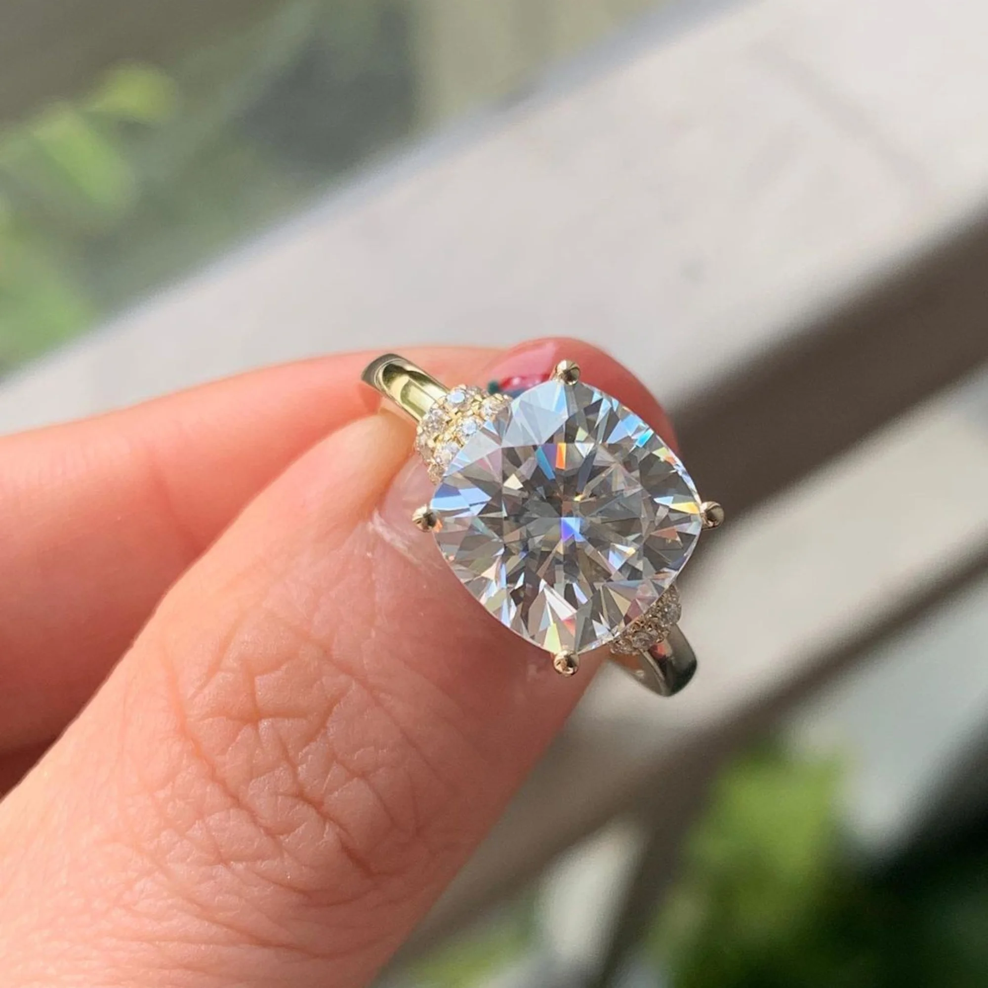 Moissanite Top Selling 3 Carat  Cushion Cut Engagement Original  Ring in 18k Yellow Gold Fine Jewelry Rings Wholesale