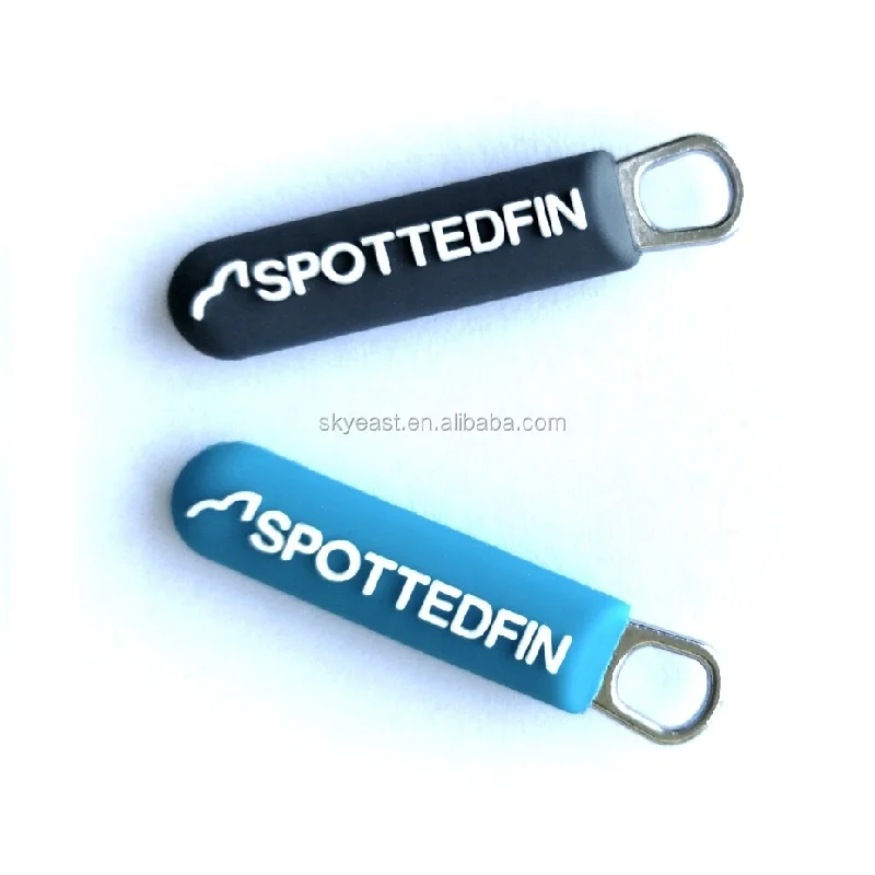 High Quality Custom Style Round Edges Raised Logo Rubber with Metal Zipper Pullers