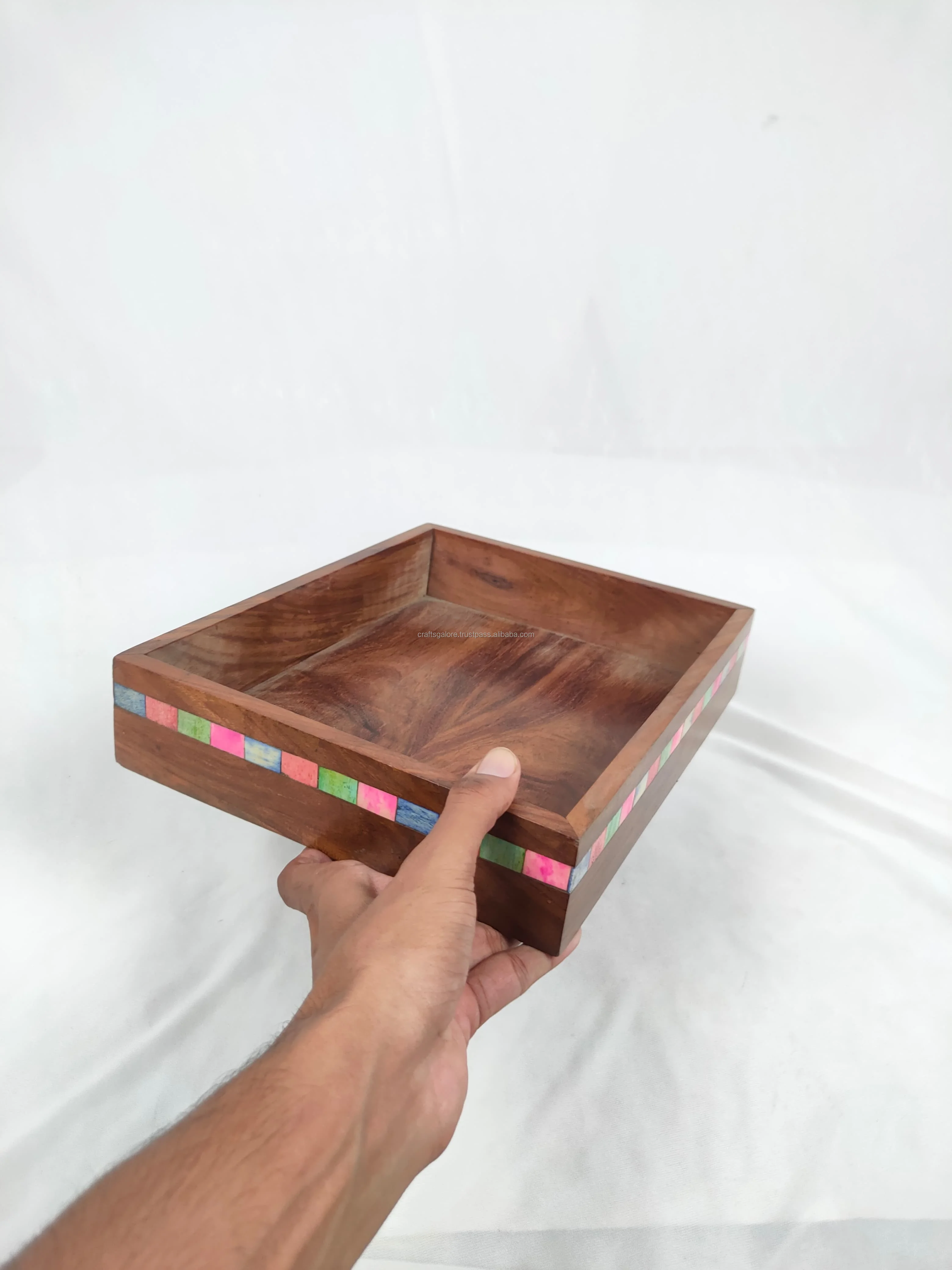 Tray/wooden serving tray online in India Wooden trays most versatile item in your kitchen to elevate dining experience.