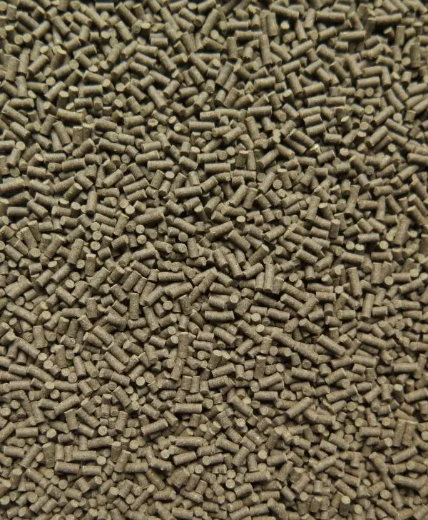 Feed specialized for prawn  - AQUA.100 PRAWN FEED - for prawn 10-20kg/bag export from Vietnam best quality