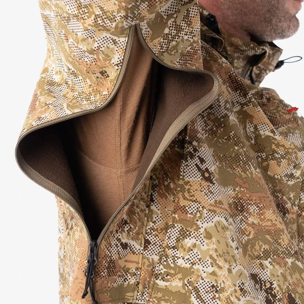 High Quality Hunting Jacket in Camouflage Waterproof Polyester Material with fully custimzation options