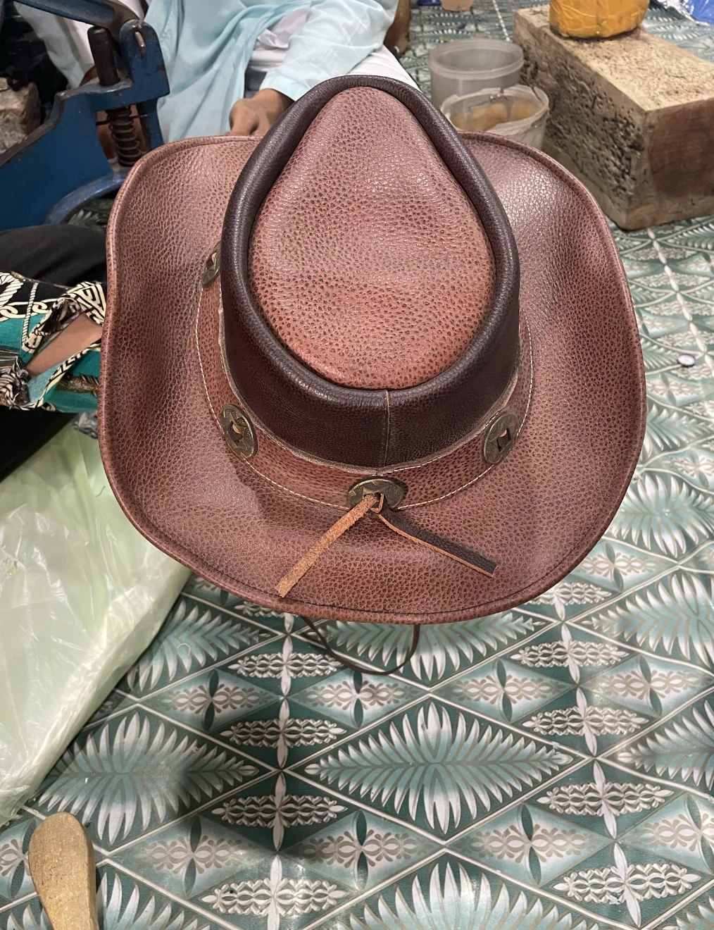 Cowboy Hats Made in Genuine Leather Top Quality Design With Customizations Wholesale Wide Brim Hats For Men & Women