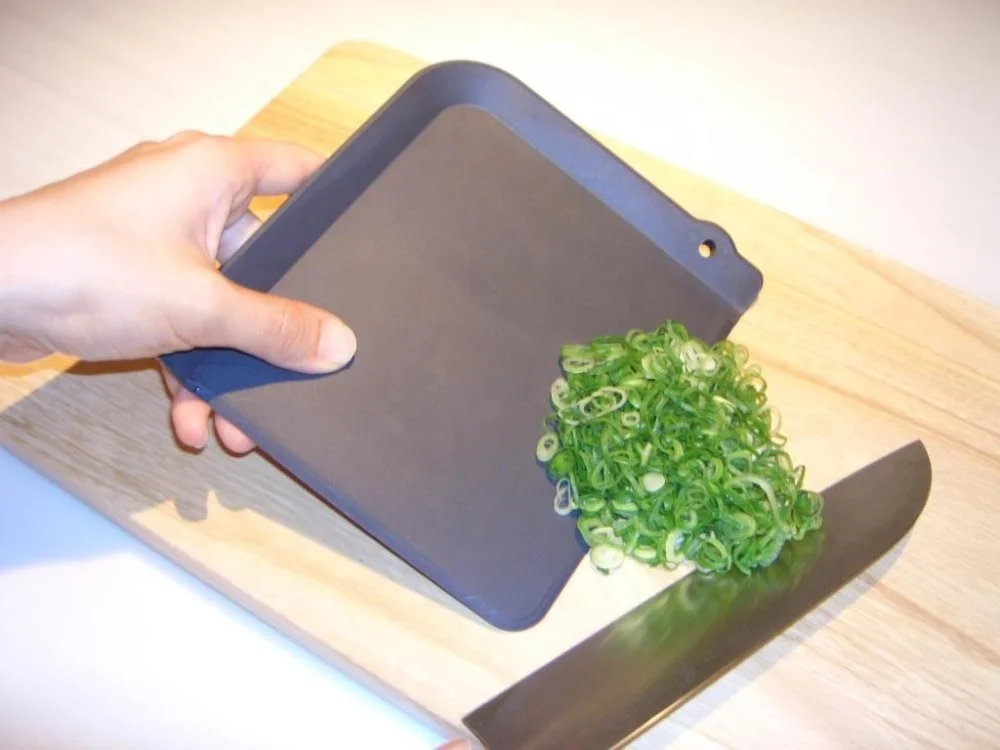 Made in Japan Kitchenware Clean Chopping Board Small with Binchotan Charcoal Material Cutting Board Best Selling Products 2023