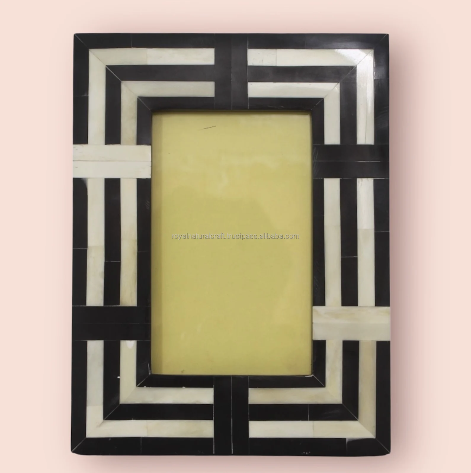 highQuality Photo Frames with Wooden Simple and Stylish Handmade Photo Frames For Wall Decoration