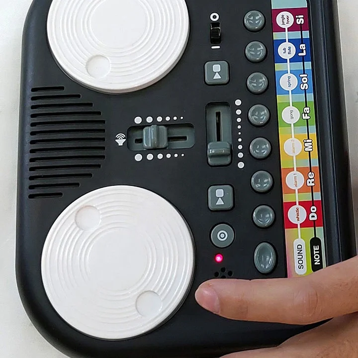 Kids music synthesizer smartphone enabled music creation Portable DJ Controller Toy for children