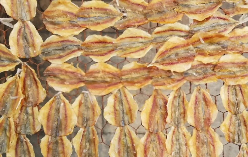 Оптовая продажа сушеных морепродуктов сушеная соленая полоса Желтая рыба Сушеная Рыба с индивидуальной упаковкой и логотипом во