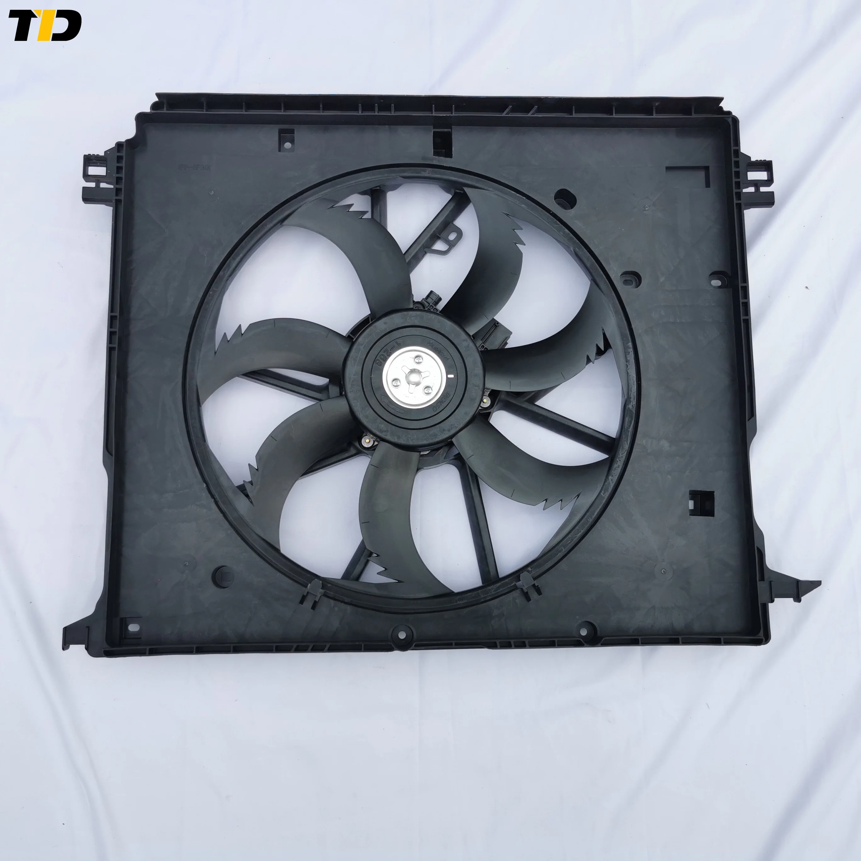 16360-F0100 Fan Assembly for Toyota Highlander 16360-F0100