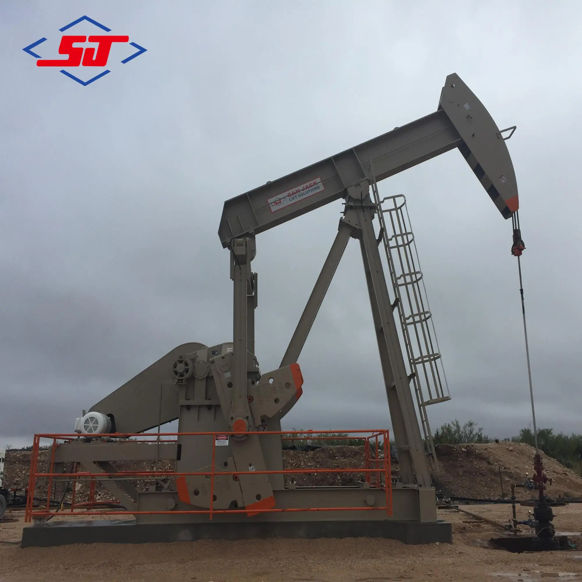 Hot sale! Stock C640 Conventional Pumping Unit with good  performance for promotion