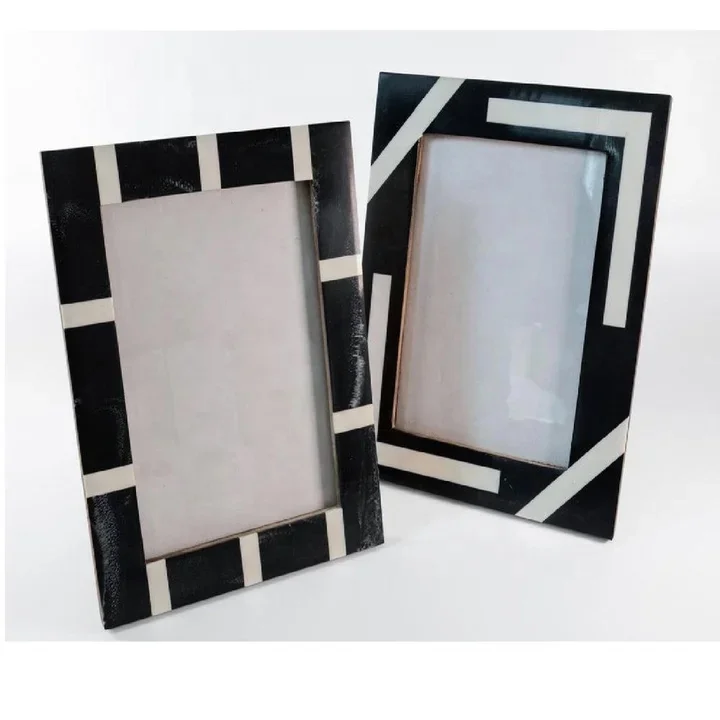 BLACK AND OFFWIGHT RESIN DESIGNER PICTURE FRAME HOME DECORATION PHOTO FRAME EPOXY RESIN CRAFTS WALL ART FRAME BY ROYAL DECOR MAR
