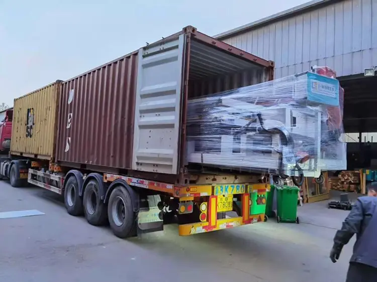 Delta Servo Motor awning fabric cutting machine curtains wholesale tufting fabric Digital cutting machine With competitive price