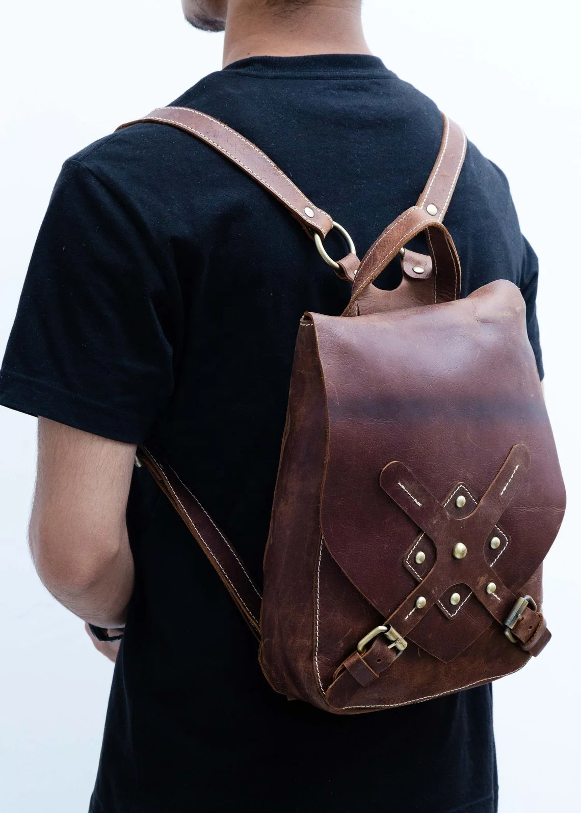 Waterproof Wholesale Genuine Vintage Leather Stylish College & School Laptop Back Pack bag For Girls & Boys Trip