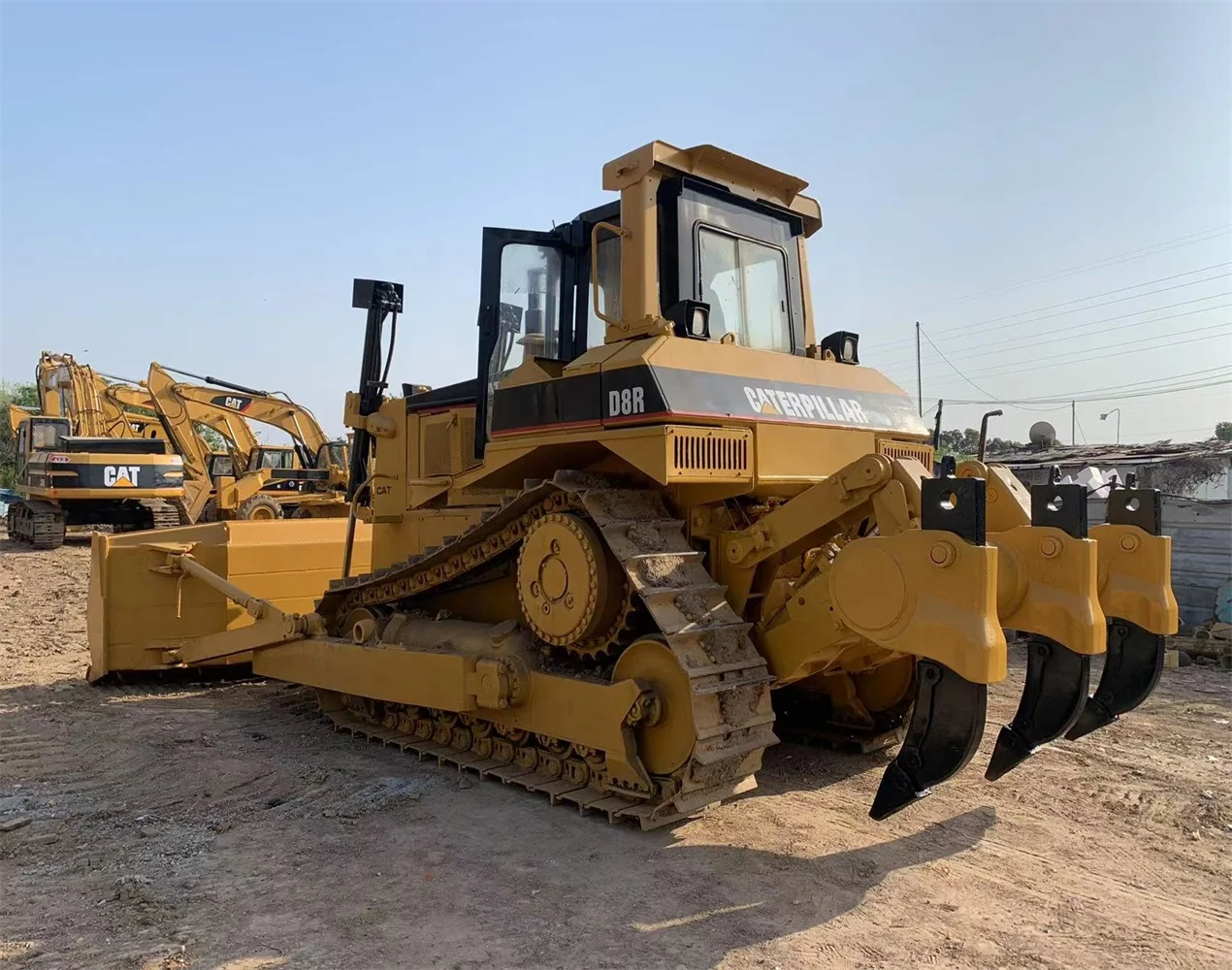 High Quality Secondhand Japan Origin Cat Bulldozer Used D7H D7G D7R D8R D8H D8K D8N Bulldozers with three ripper