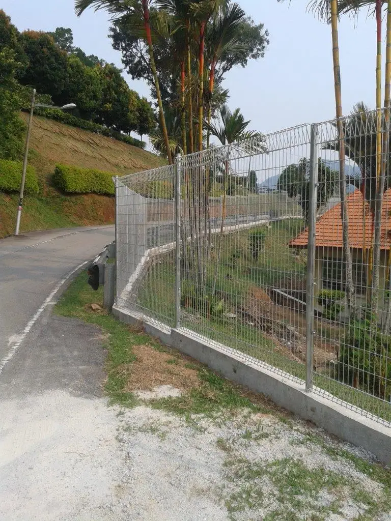 North South America Market Common Welded Galvanized Fence Panel 2.4 meter and Custom made Height