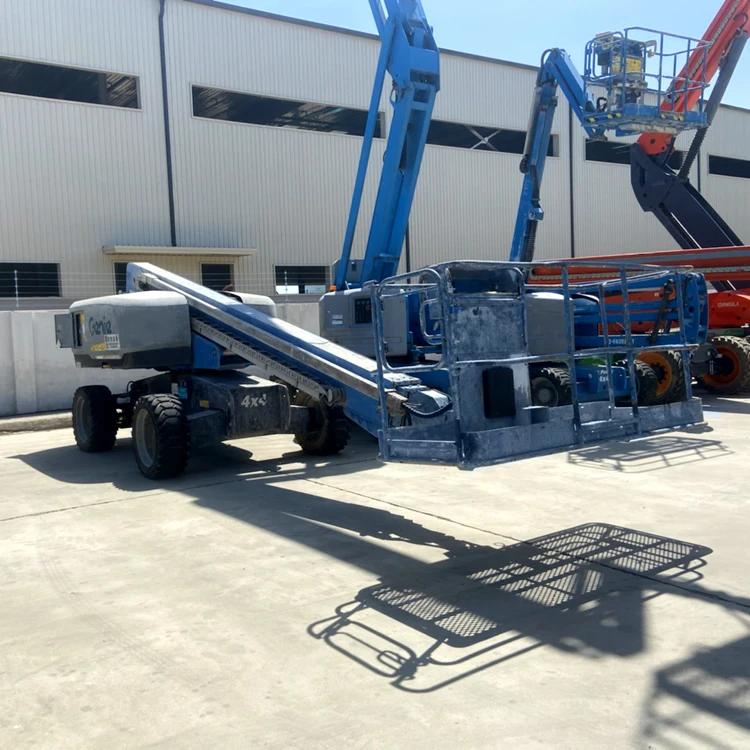 Genie Used Awp Lift Model S60 Self Propelled 20.5m Diesel Boom Lift, 2WD or 4WD  For Sale
