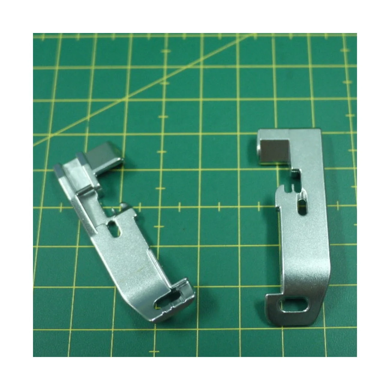 550320 PRESSER FOOT MADE IN TAIWAN HOUSEHOLD DOMESTIC SEWING MACHINE SPARE PARTS FOR PFAFF