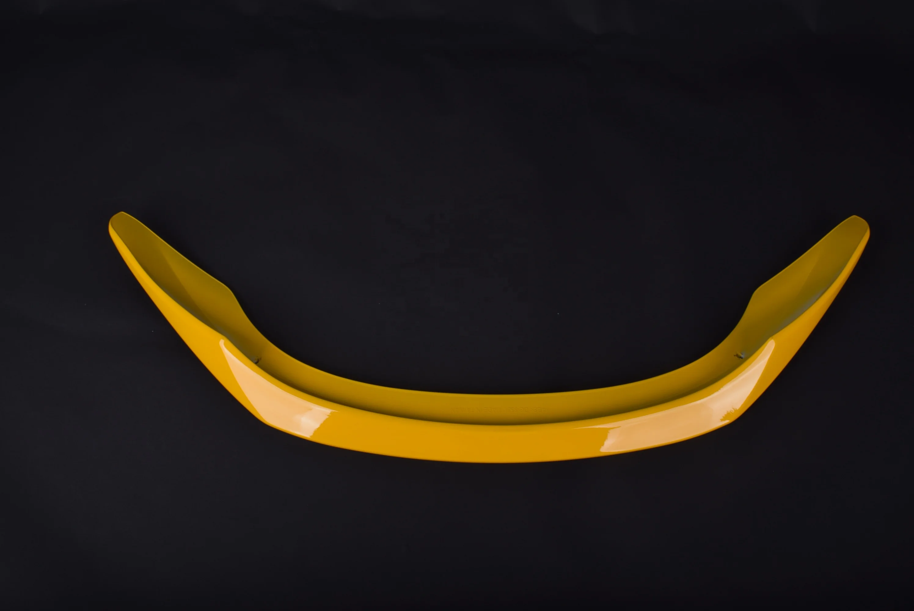 Спойлер Nitro желтого цвета для багажника TOYOTA SUPRA A90 MK5