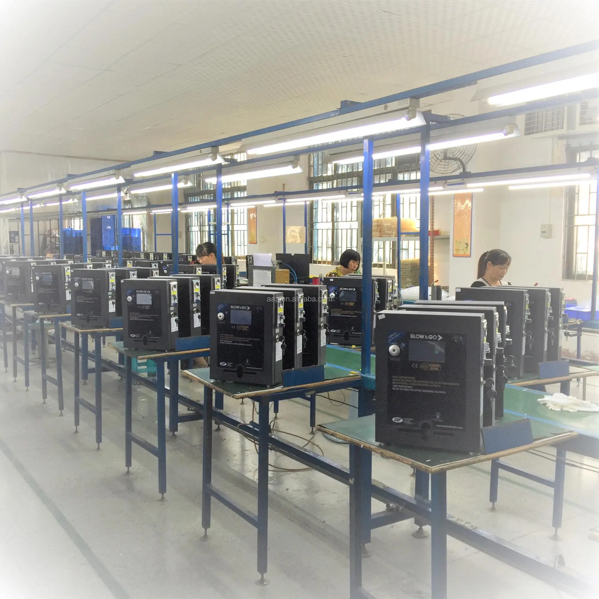 wall mount  factory new design Coins operated Alcohol test Multimedia Machine Breathalyzer