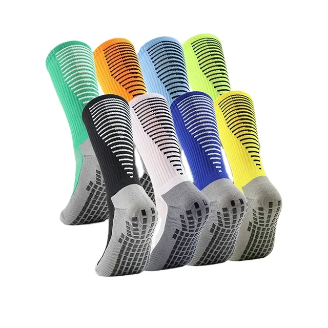 Cheap Selling Athlete Non-slip Sporty Grip Socks New Arrival Men Professional Football self-heating, thermal Socks