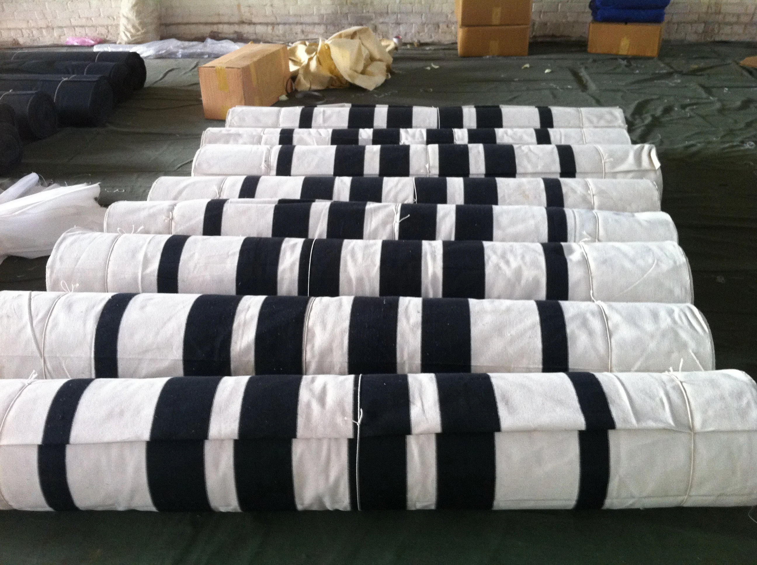 Good Quality Black And White Stripe Waterproof Canvas Fabric Tent Canvas Tarpaulins Windbreaker Canvas Side Walls Desert Camping