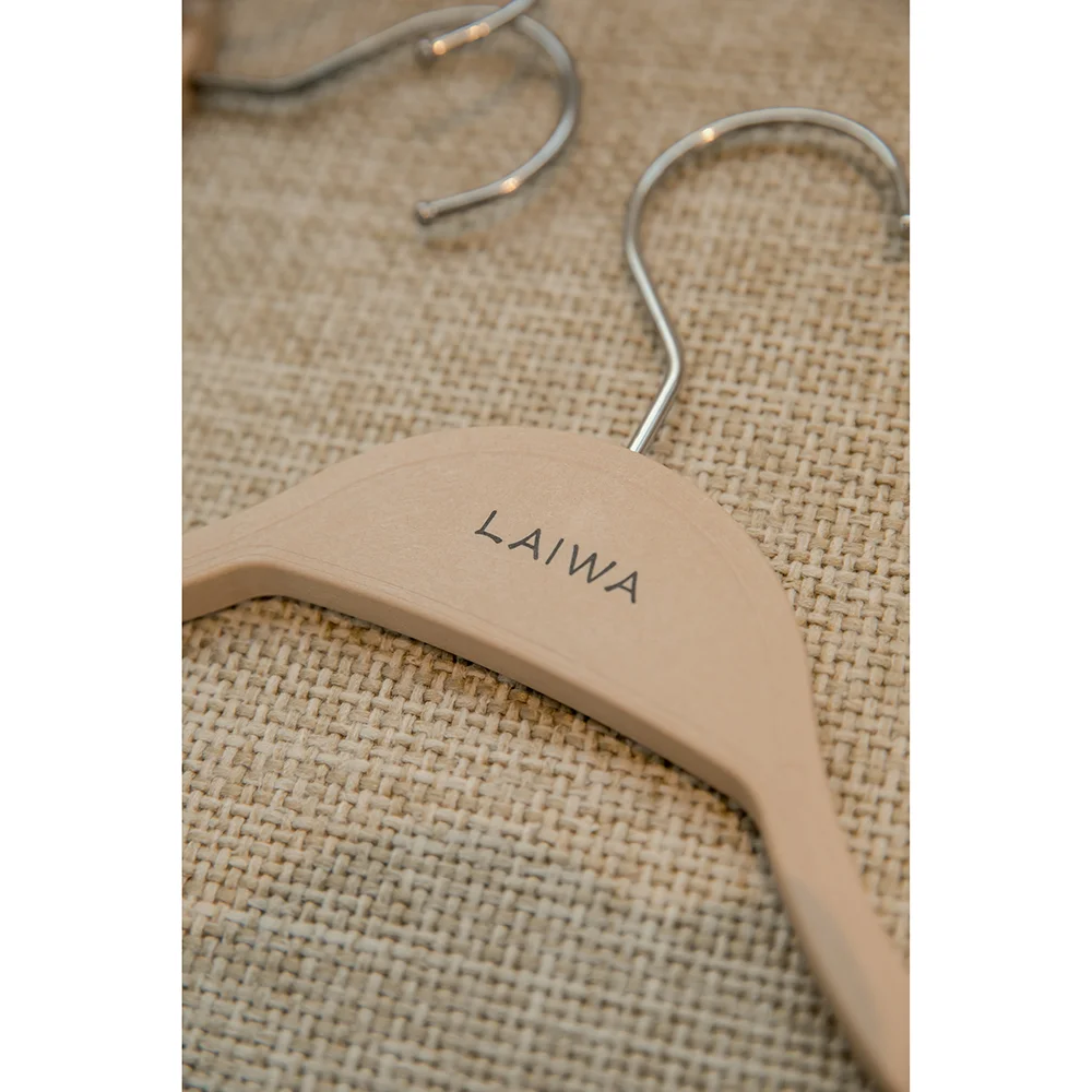 Best Manufacturer Hangers Clothes Jacket Shirt Hanger Rice Husk Recycled Hangers for Clothes Shop