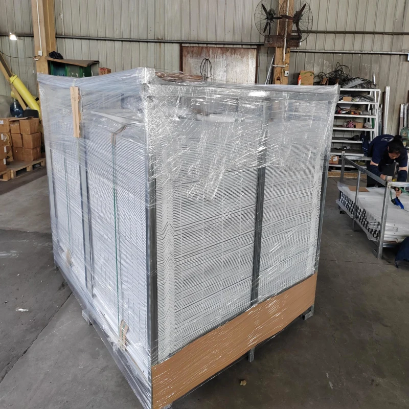 Home Privacy 3D Curvy Welded Wire Mesh Fence With Folds PVC Security Garden Open Field Metal Welded Wire Mesh Fence