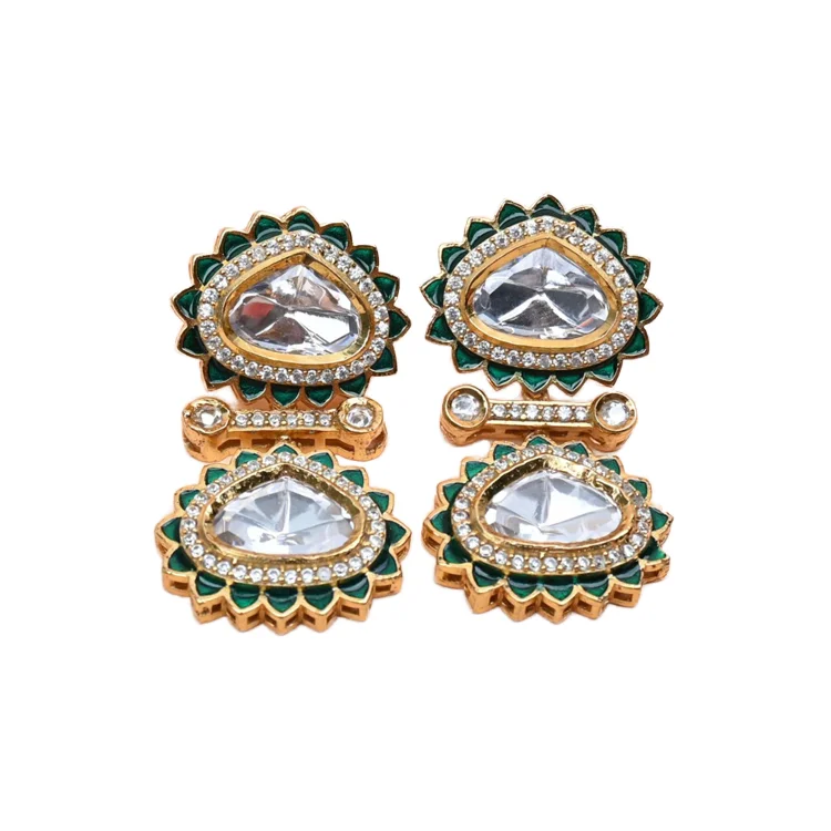 Новейшее поступление качественная бело-зеленая горошка украшенная зеленым кварцевым центром золотисто-тонированные серьги из Индии