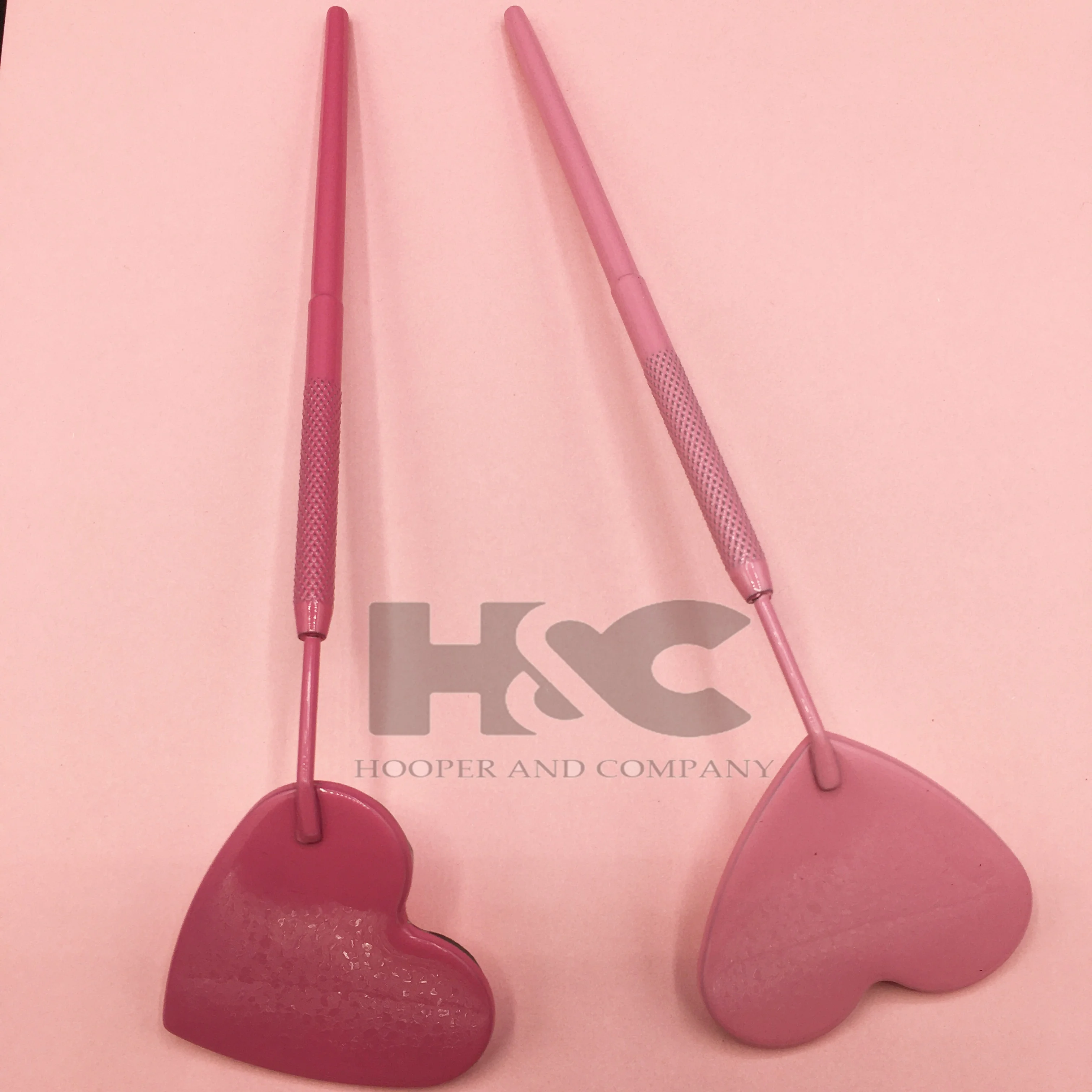 Custom Heart Style Hand Held Makeup Mirror Eyelash Makeup Mirror With Logo Wholesale Custom Logo High Quality Regular Sale