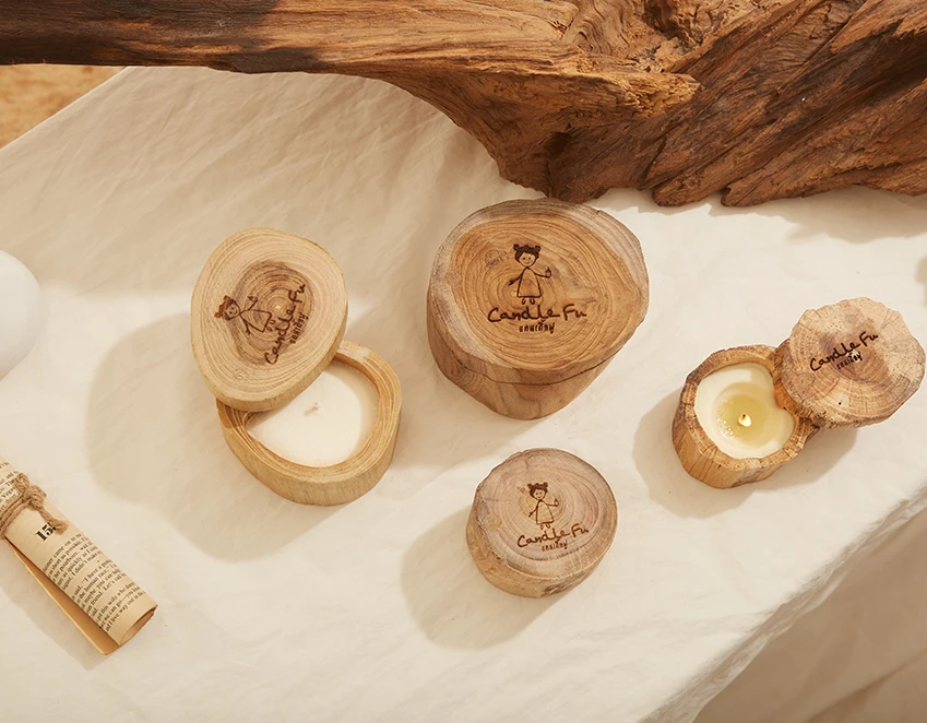 Relaxing aromatherapy scented candle soy wax in Wooden Box (Size M) aroma scented candles  Natural Product From Thailand