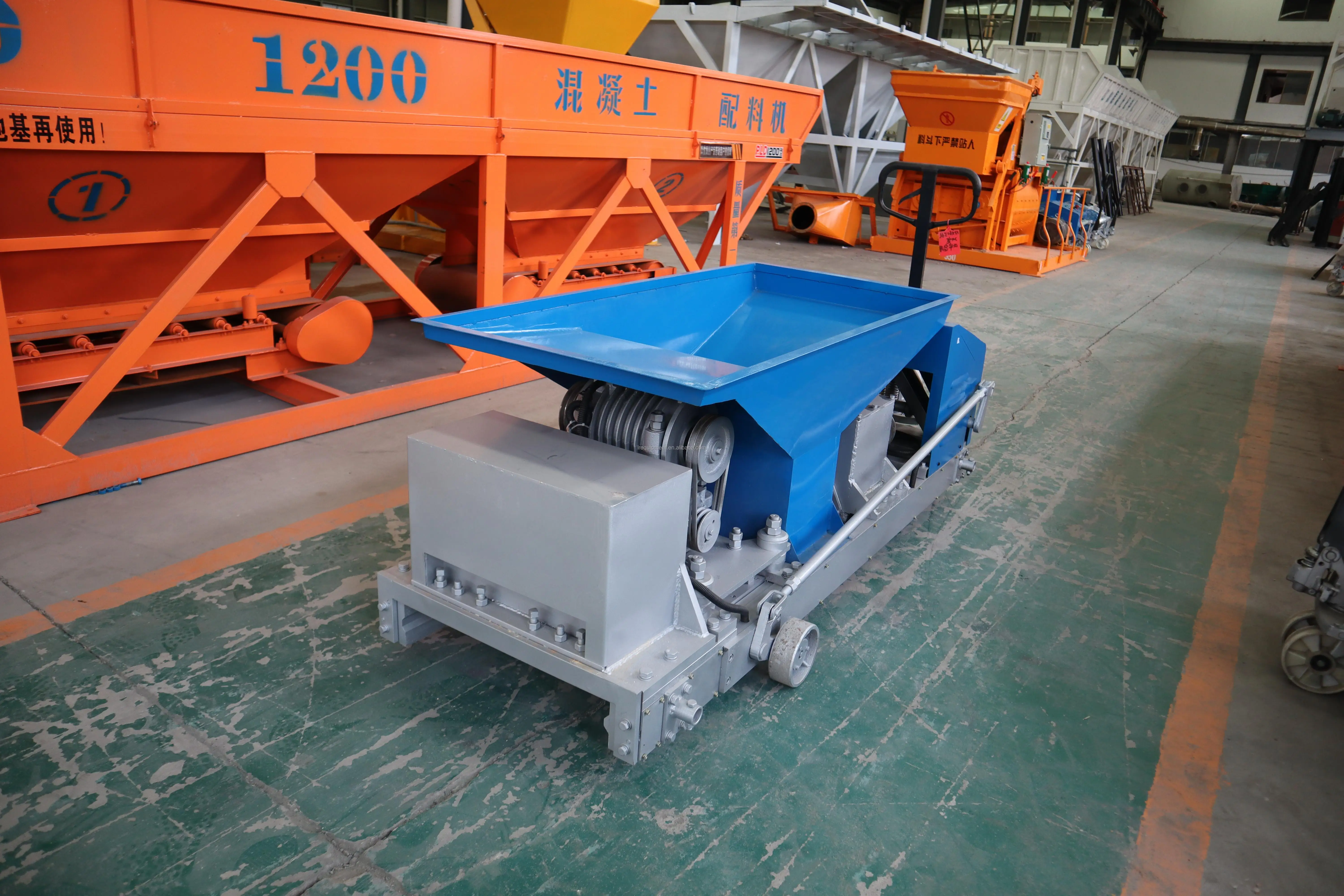 Precast Concrete Slab Molding Machinery Prefab Houses L Shape Concrete Wall Panel Extrusion Machine