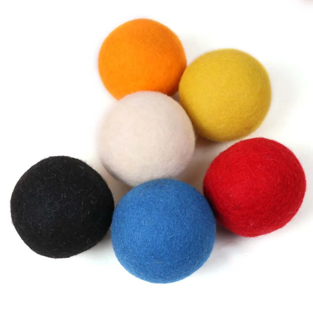 Colorful Merino Wool Hand Knitted Felt Balls for Christmas Decorations and Dryer Laundry Cleaning