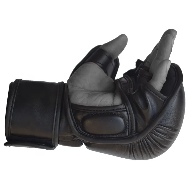 
MMA SPARRING GLOVES FOR TRAINING AND BOXING FIGHTS 