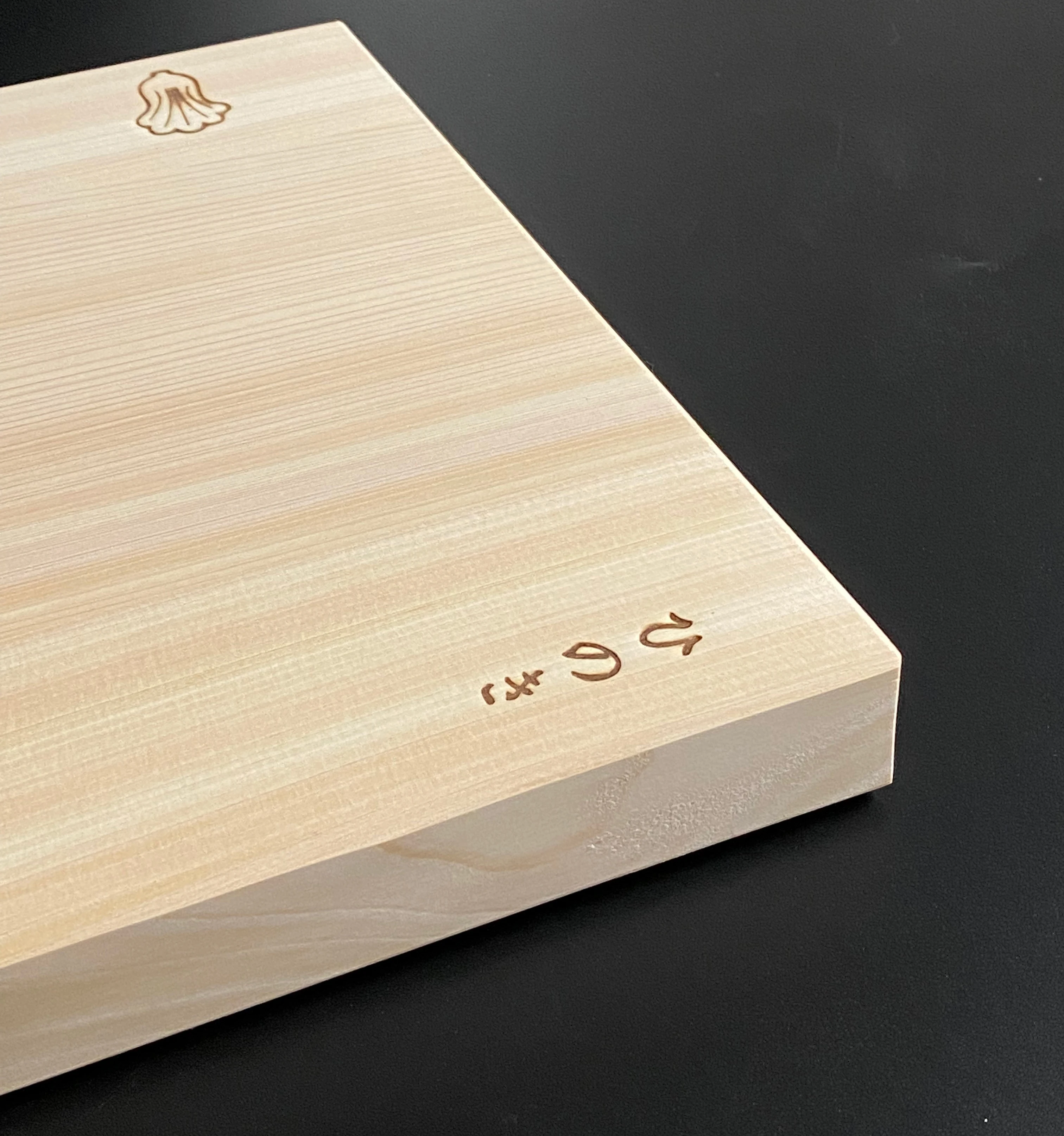 Wooden Cutting Board Made of Kishu Cypress Thickness 1.2mm