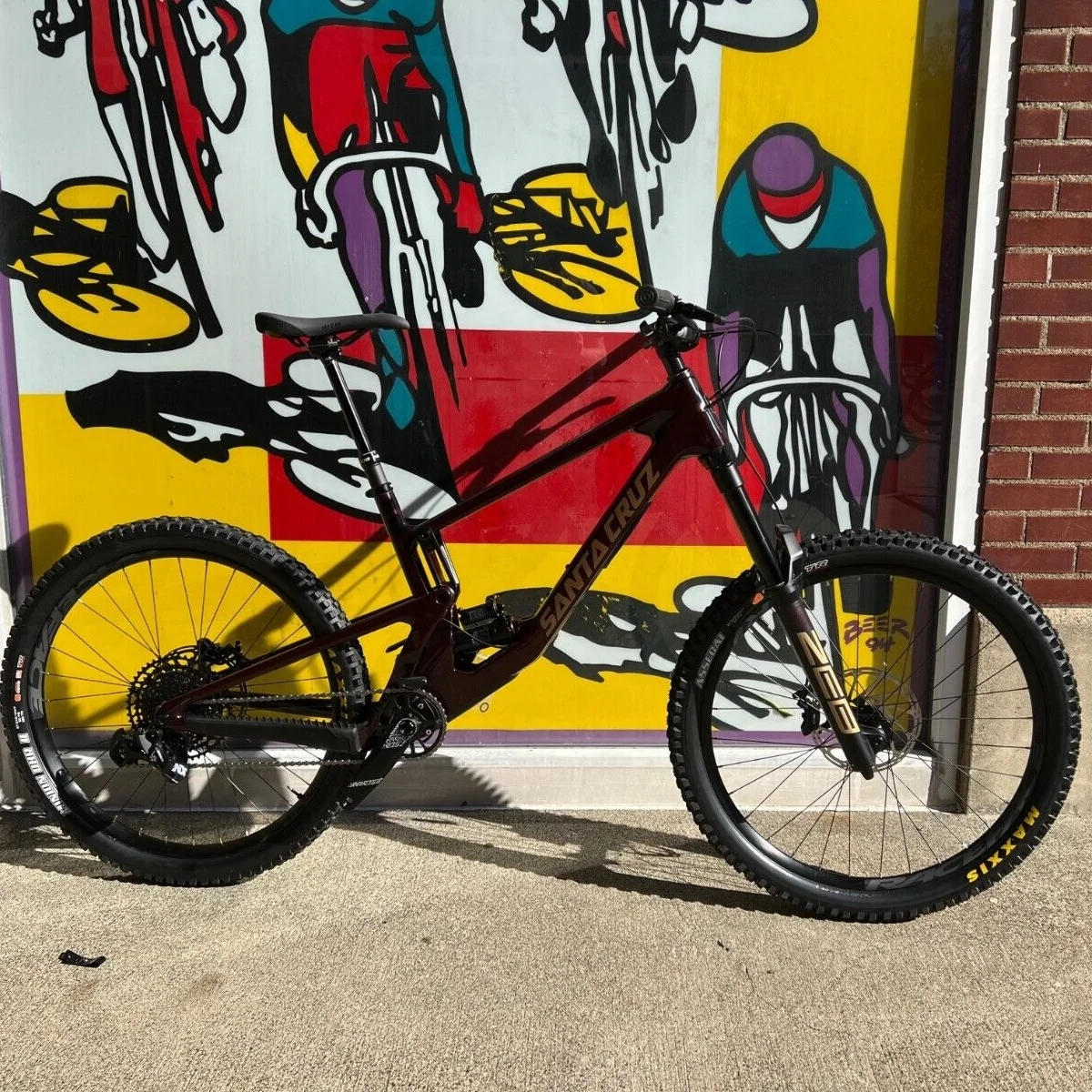 SPECIAL EDITION OFFERS ORIGINAL 2022 NOMAD 5 C 27.5 R-KIT CARBON FULL SUSPENSION (GRACE INV LLC )  MOUNTAIN BIKE NEW