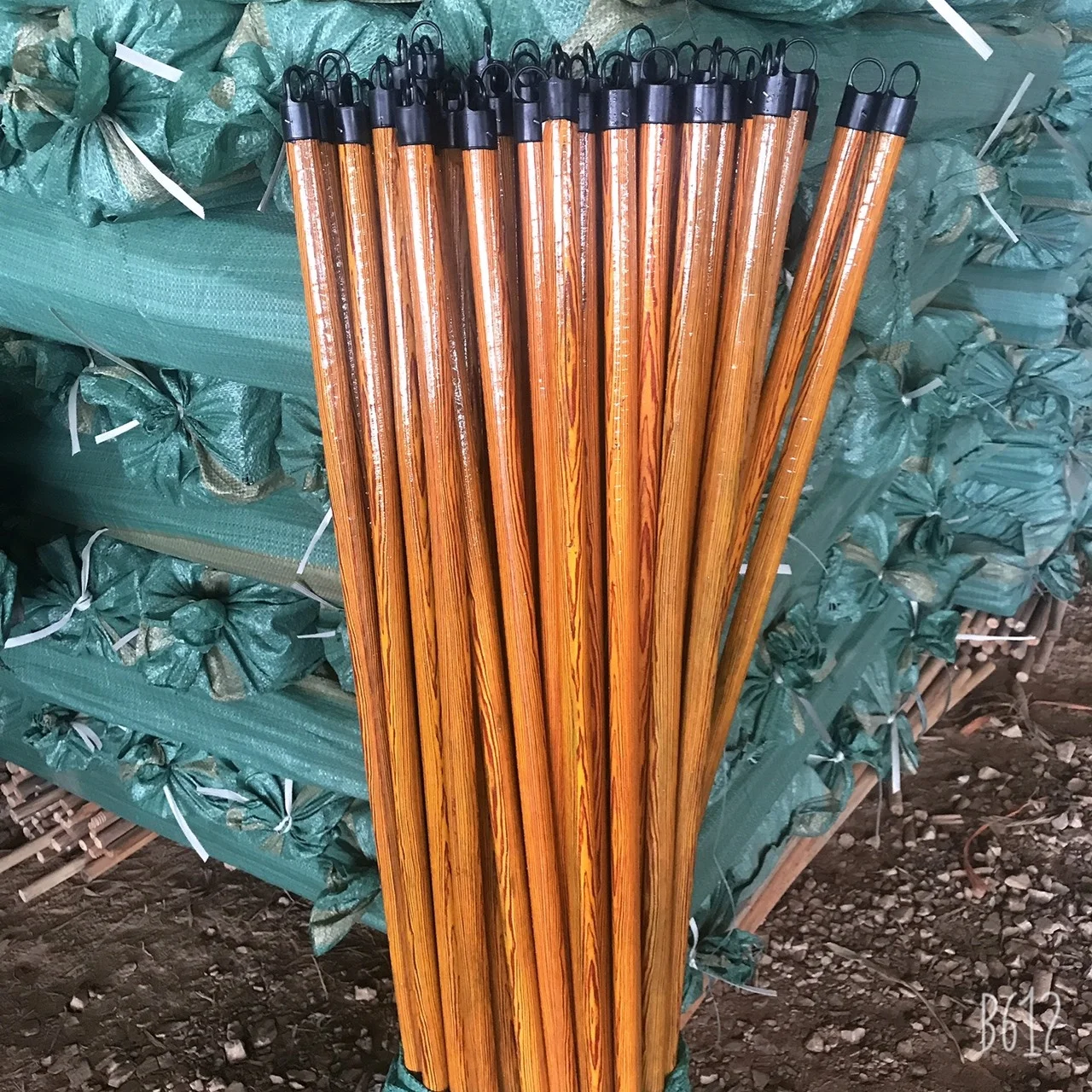 Good quality and super quantity wooden broom/ wooden sticks/ mop sticks in Vietnam wooden broom handle broom stick