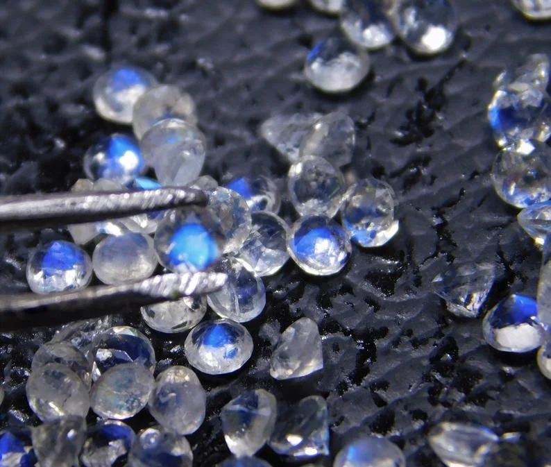  Натуральный разноцветный лунный камень круглой формы свободный драгоценный полированная граненая Роза