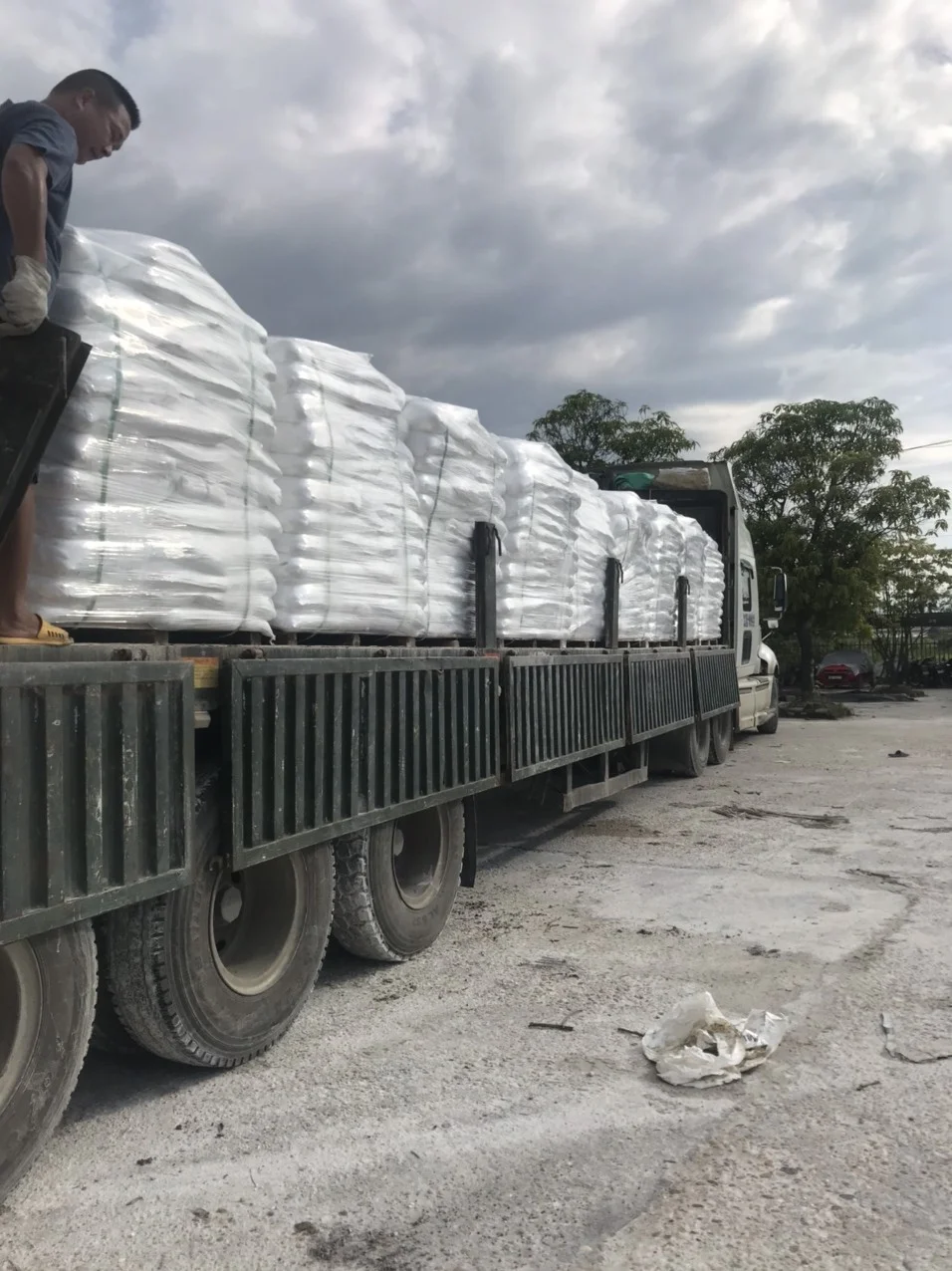 Ground Calcium Carbonate Powder made in Vietnam High quality uncoated and Coated grade