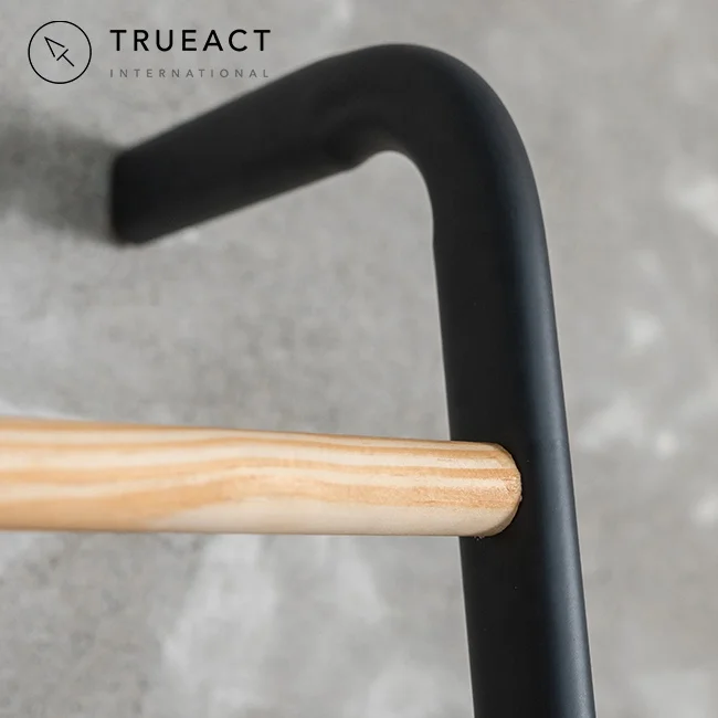 Самостоятельная лестница, стильный матовый деревянный стеллаж для ванной комнаты с металлической подставкой, матовый стеллаж для полотенец