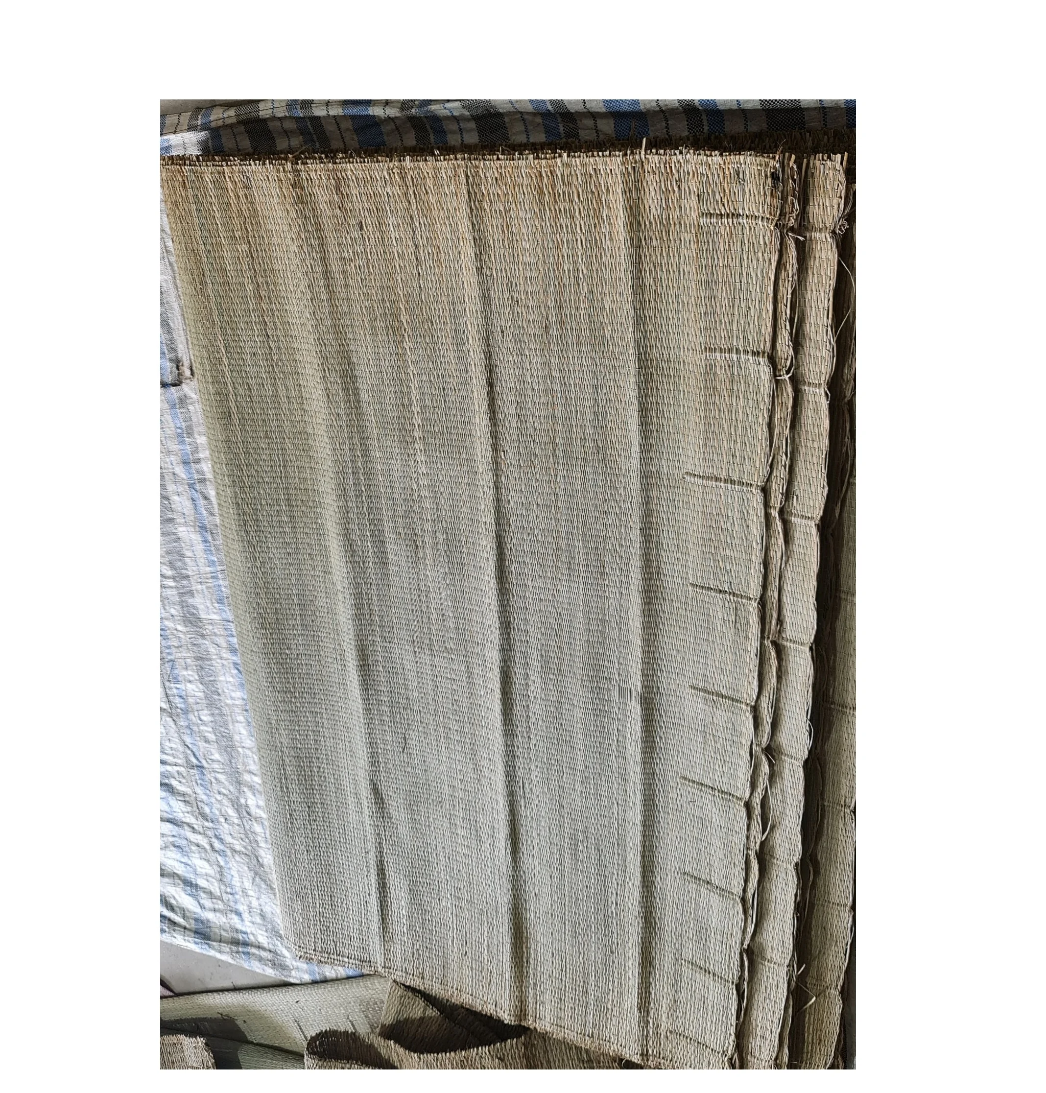 Vietnam Handwoven Natural water hyacinth yoga mat / Large Water hyacinth picnic mat home garden whatsapp 0084587176063 Sandy