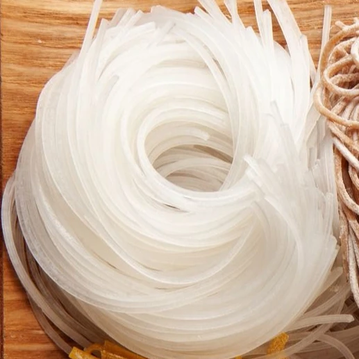 Упаковка рисовой лапши 500 г и 10 кг картонных коробок вермишель