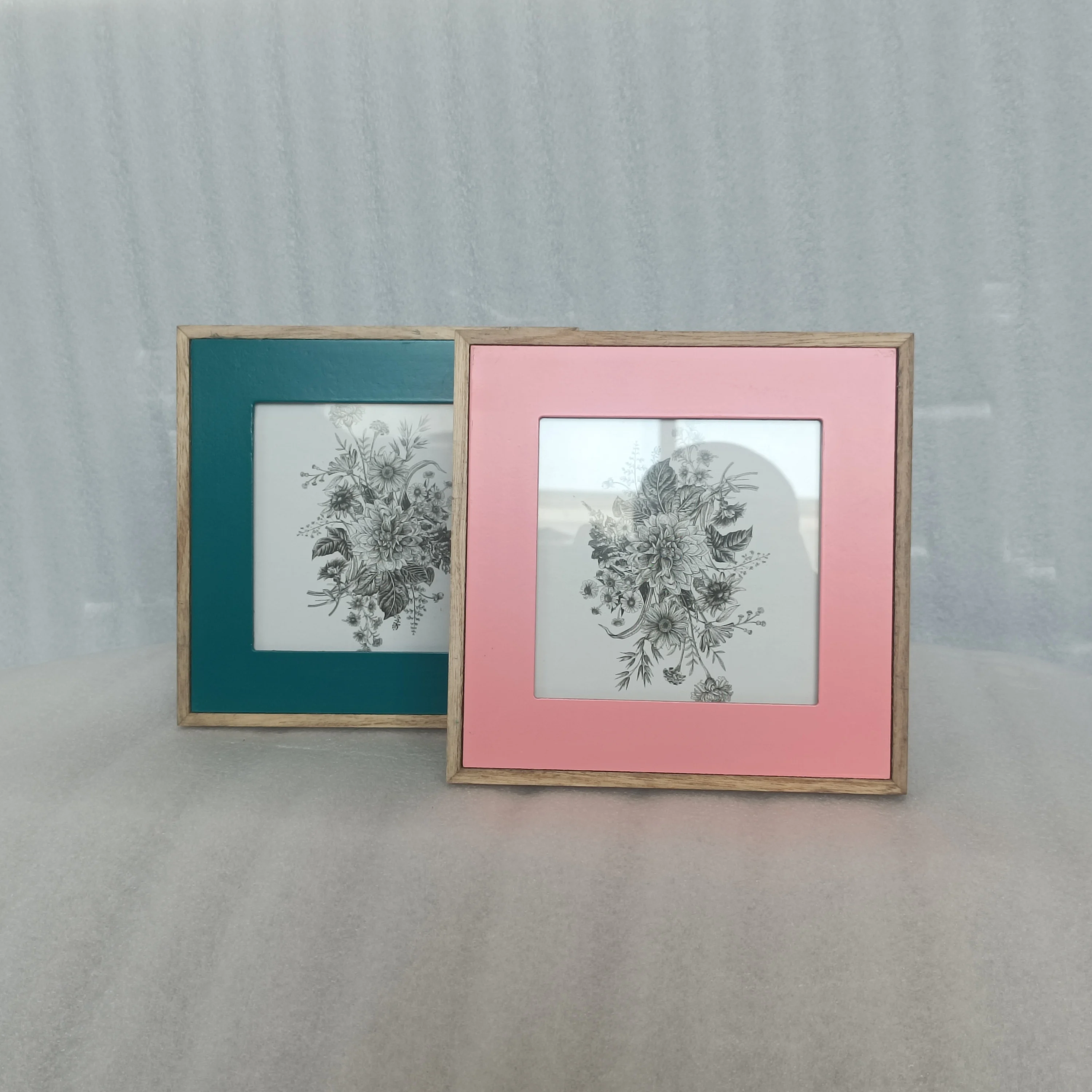 Factory custom 8X8 color phase frame with mat with 8X8 black square photo frame solid wood plastic panel desktop or wall.