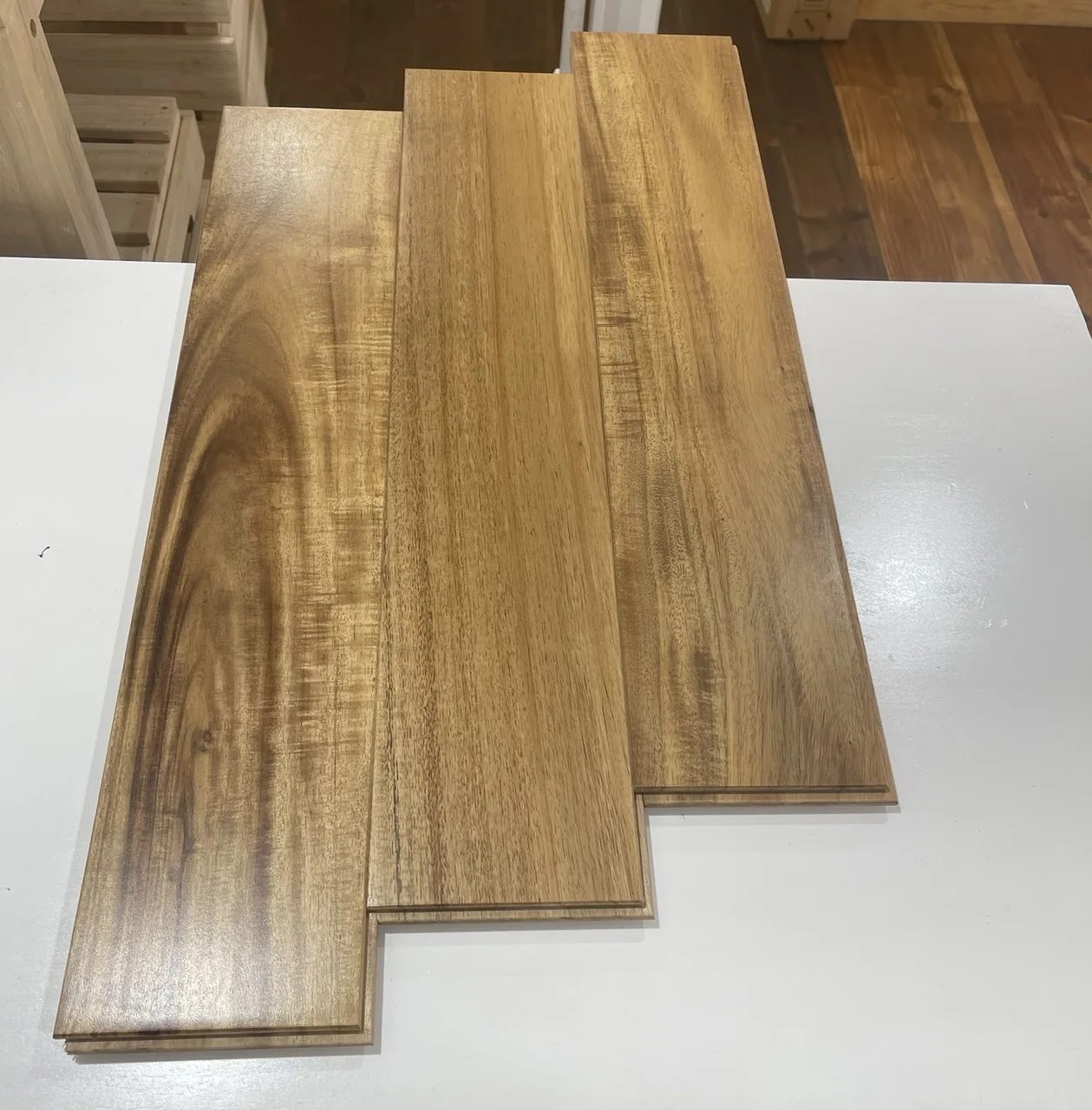 Real Wood Solid Wood Flooring Hardwood Flooring 100% natural Acacia golden wood ABC grade